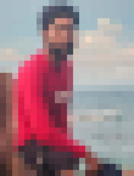 Sentu, 29, Tunisia