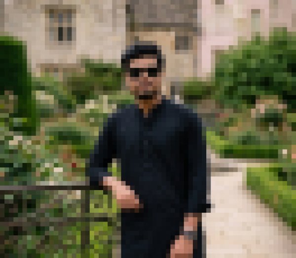 Alif Khan, 22, Someren