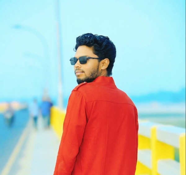 Md:Dulal Mia, 20, Tt