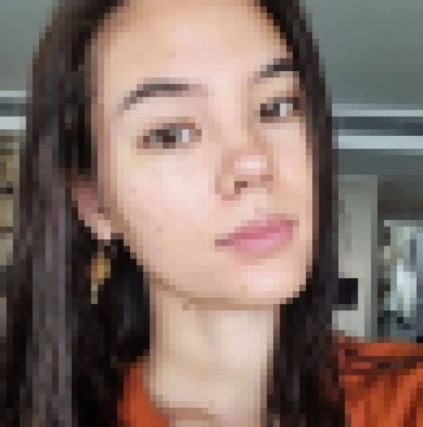 Ava, 38, India