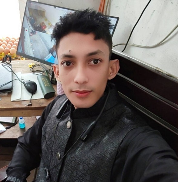 Arif, 29, Mahambo