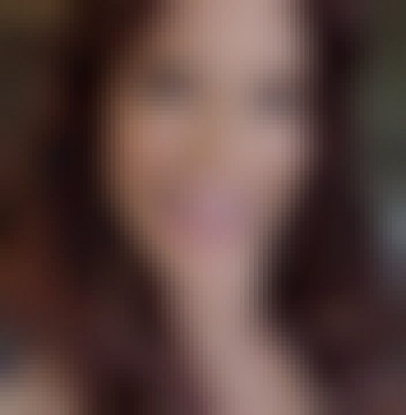 Elizabeth, 41, Taki