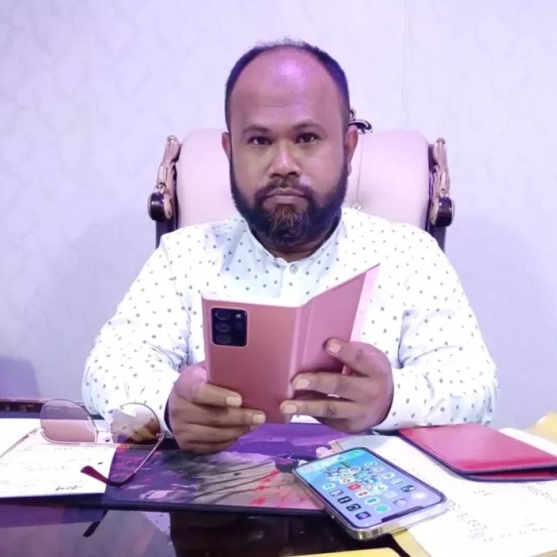 A.S.M.niloy, 41, Ecoporanga
