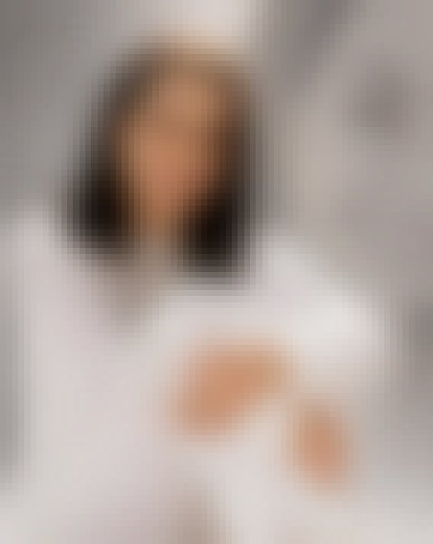 Vale, 48, Gabs