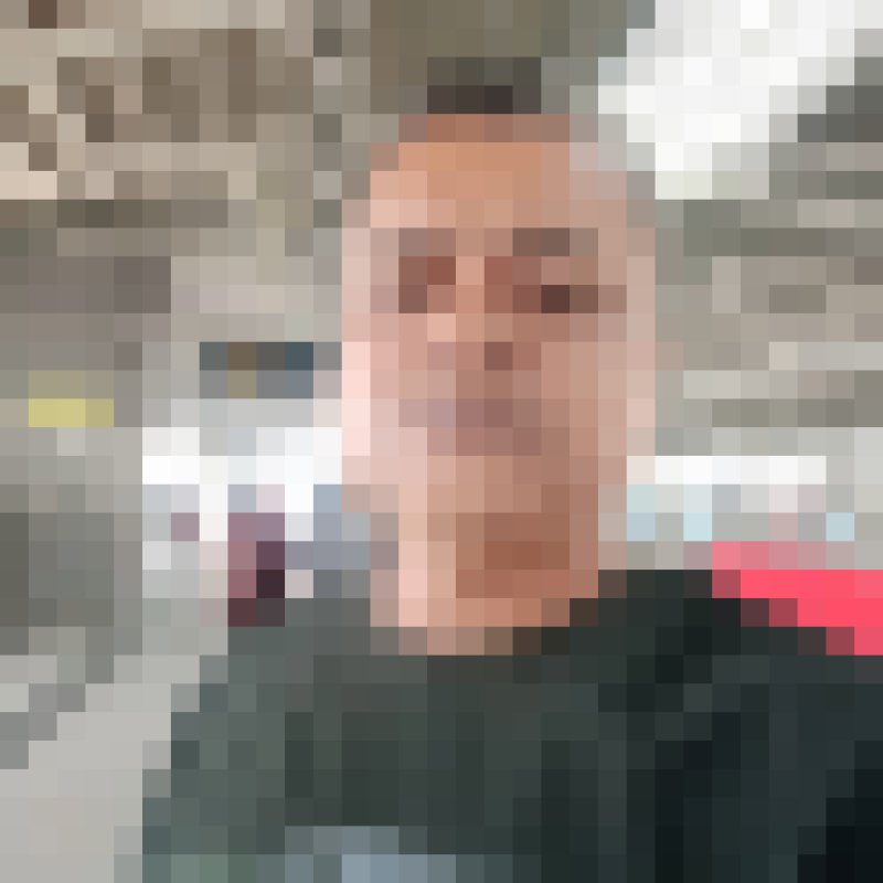 Riyaz hasan, 47, Gubeng