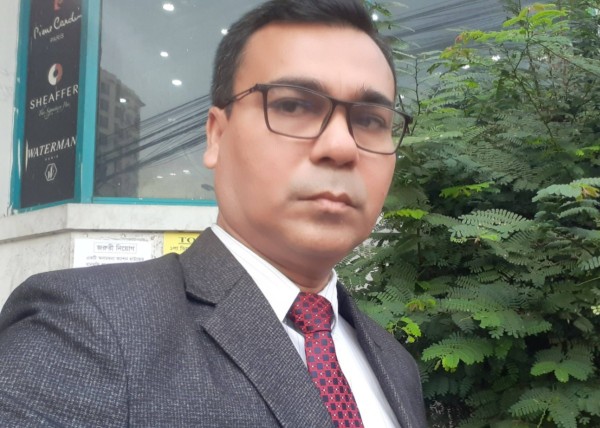 Md Mosharef Hossain, 48, Gomishan