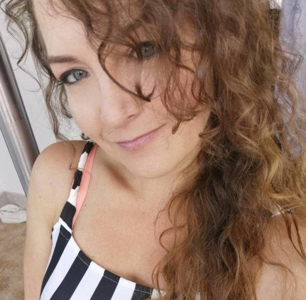 Chantal Deschamps, 41, Kesarimangalam