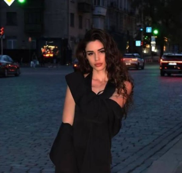 alona, 35, Sayda