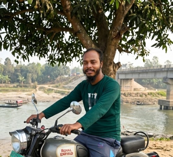 Anwar Khan, 37, Chipata