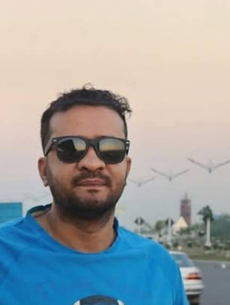 Akash, 41, Acton