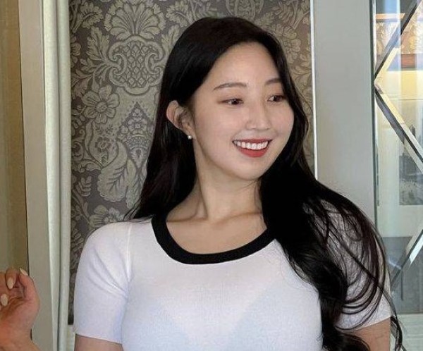 Fang, 30, Jerada