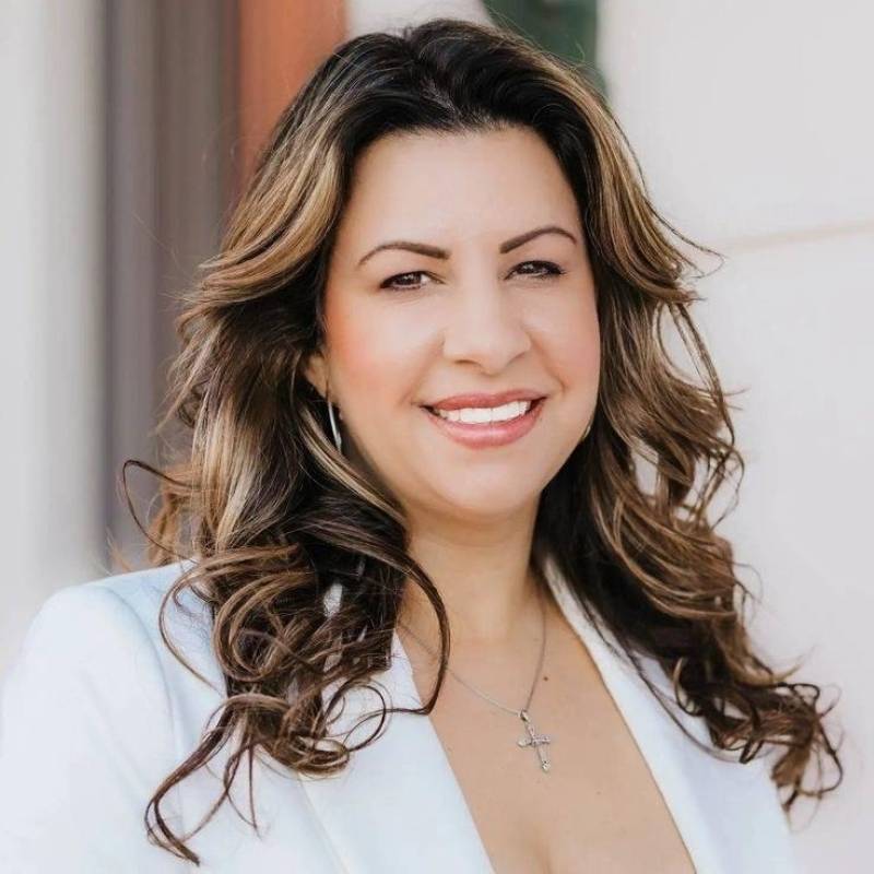 Azara, 54, Bou Arada