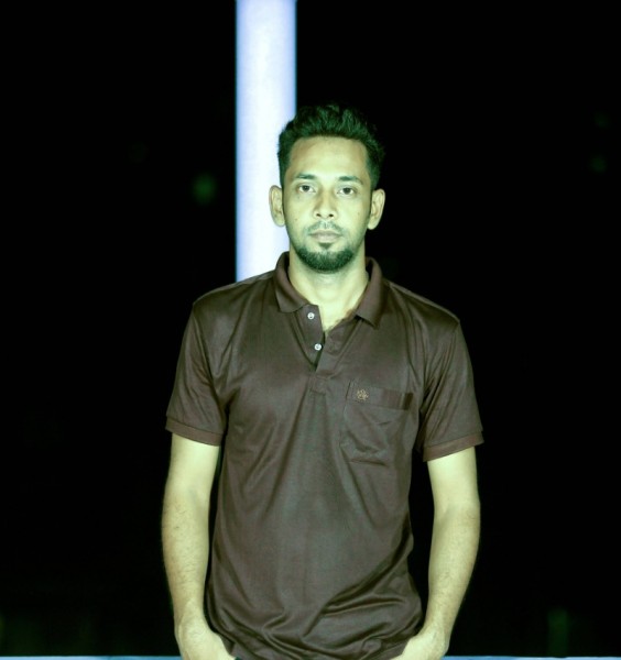 Uzzal, 28, Meise