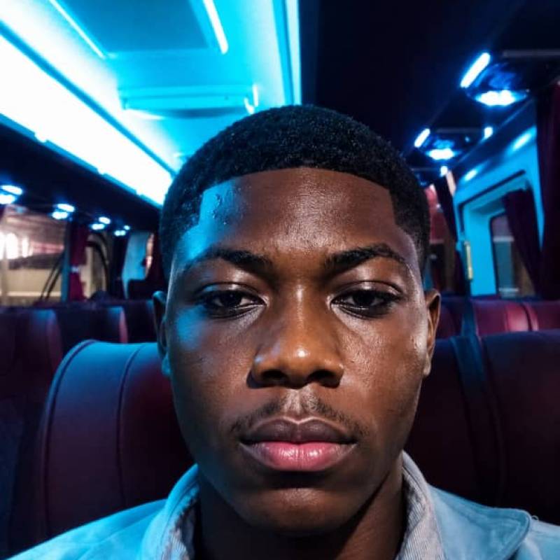 Young prince, 24, Eagan