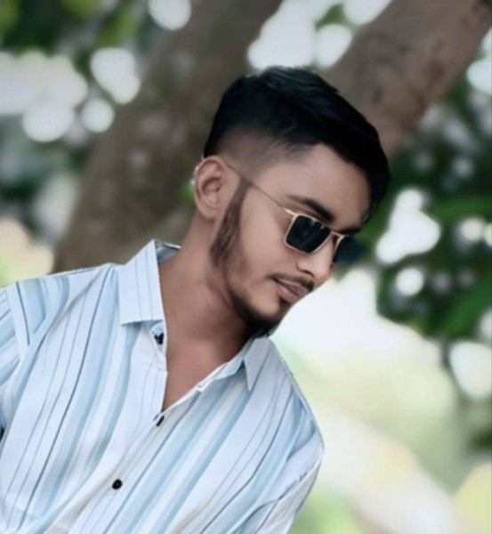 sksalim, 24, Trishal