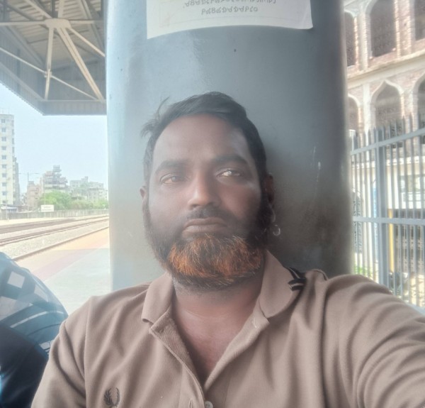 Mohammad, 41, Marton
