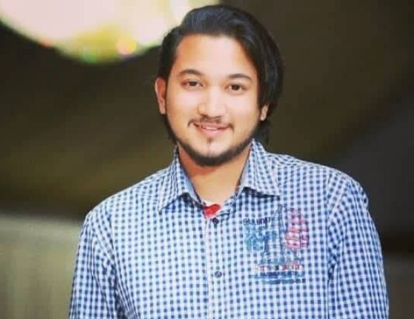Ali, 28, Micronesia
