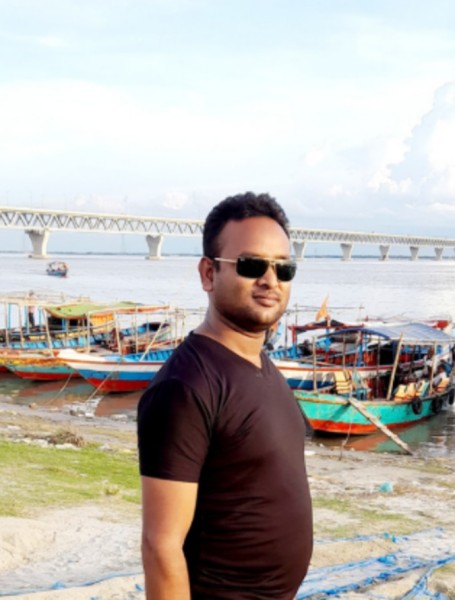 Md.Zia, 34, Peshawar