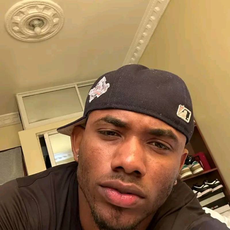 Isaac, 38, Lemery