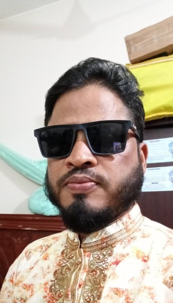 Md Delwar Hossain, 31, Tehran