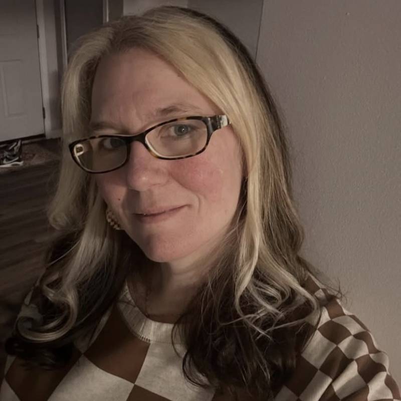 Clara, 46, Jordan