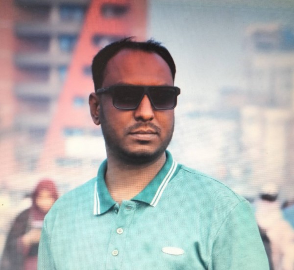 Ashik, 22, Sabadell