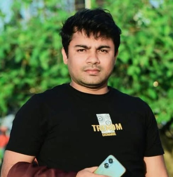 Jamil, 33, Yes