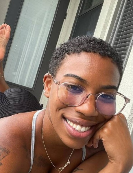 lasir, 29, Iskandar