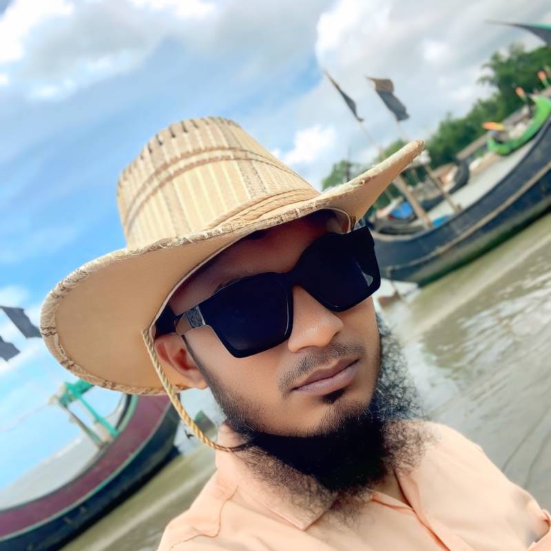 KHAN, 31, Whangarei