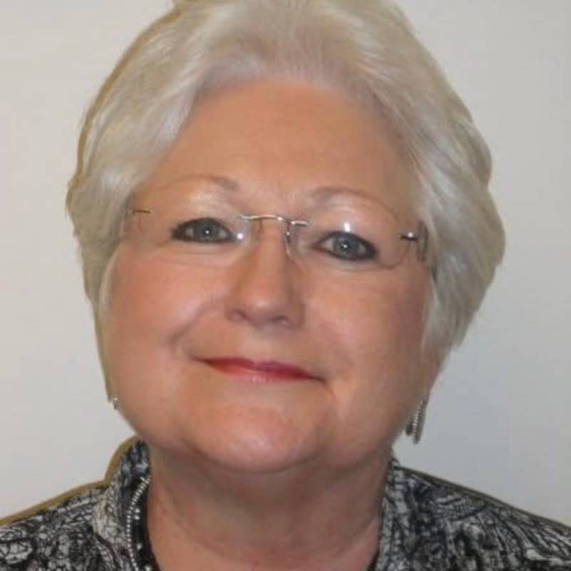 Betty, 66, Petmanhalli