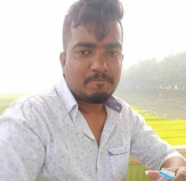 Hussain, 26, Sagon