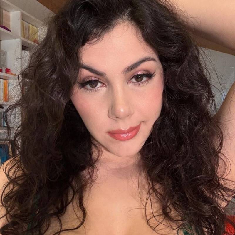 Ruby May, 43, Taphan Hin