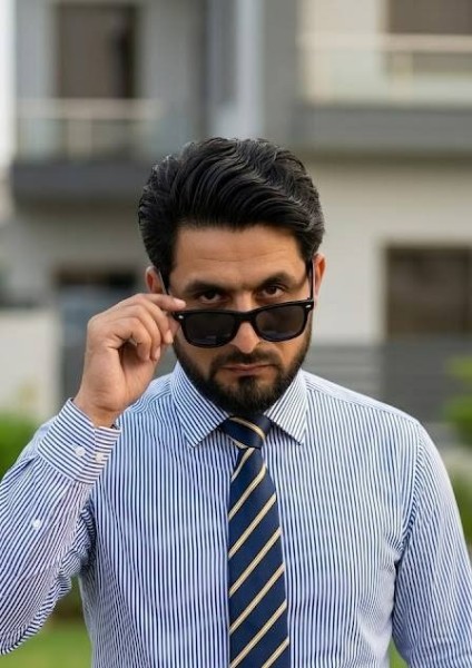 Nasir, 28, Salms