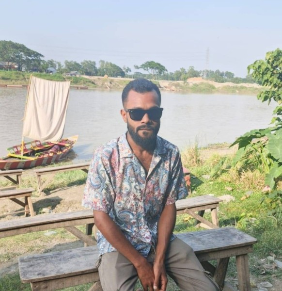sagor islam, 24, Le Beausset
