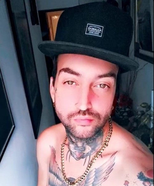 Reece, 27, Anjahabe