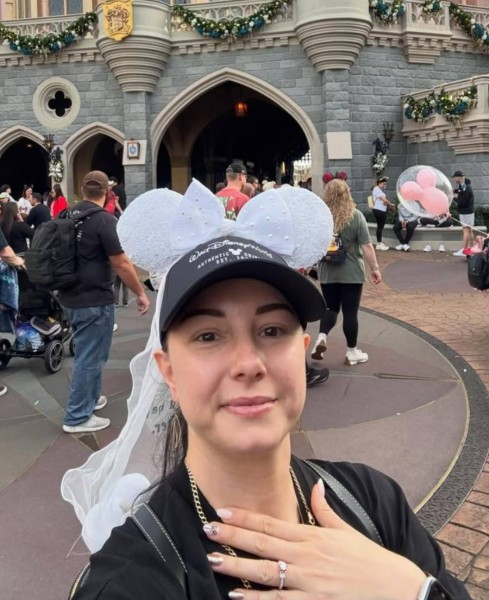 Valarie, 37, Faenza