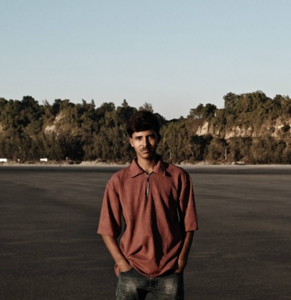 MD Sami, 19, San Juan
