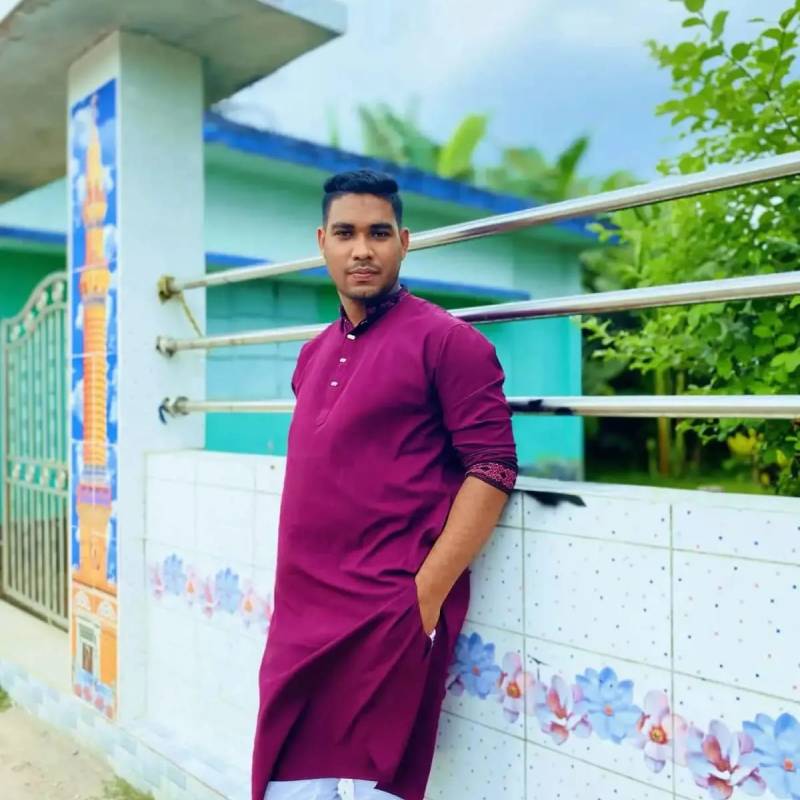 MD Masud, 30, Pot
