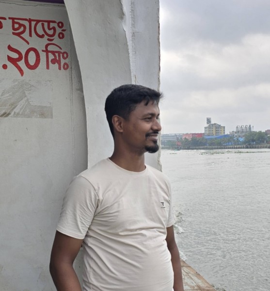 MONIR, 25, Hongkong