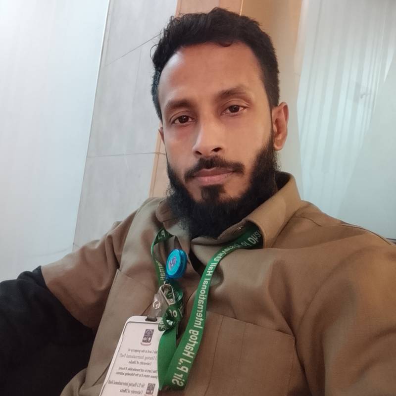 Aushikur, 36, Lanzhou