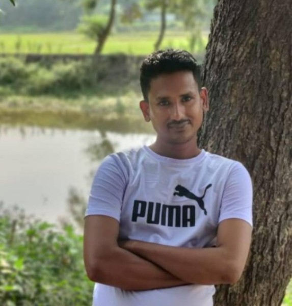 MD RAFIQUEUL, 37, Le Kram
