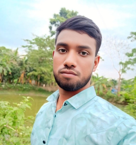 Noyon Mia, 27, Vignola