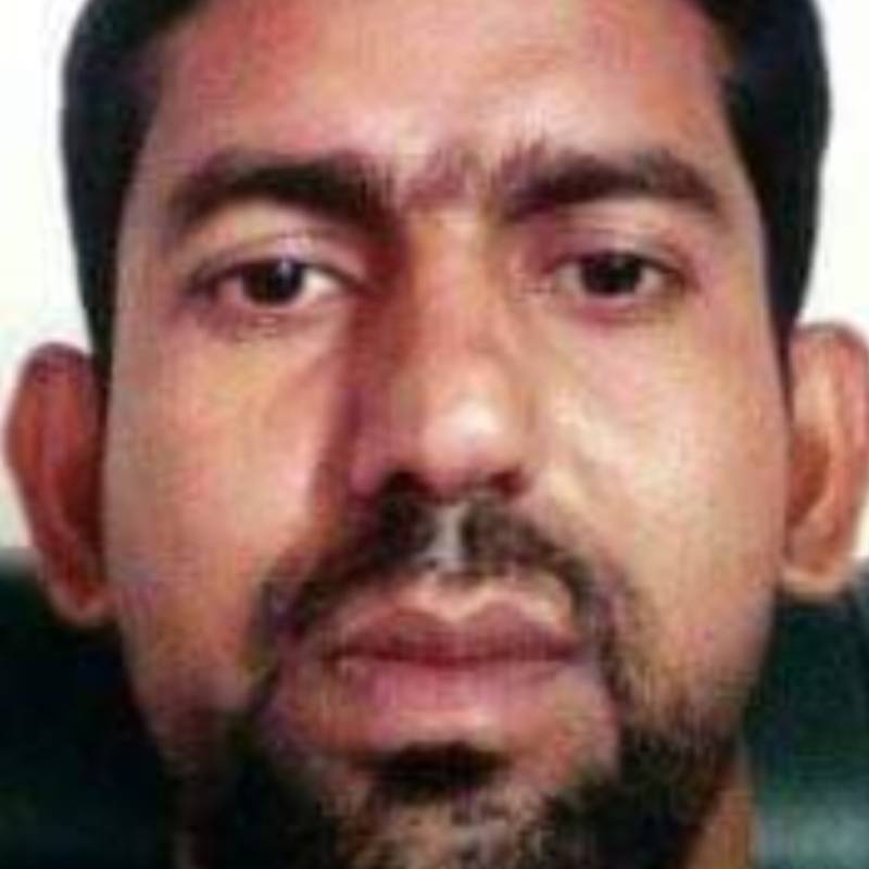 Md:Mominul Islam, 37, Chumikan