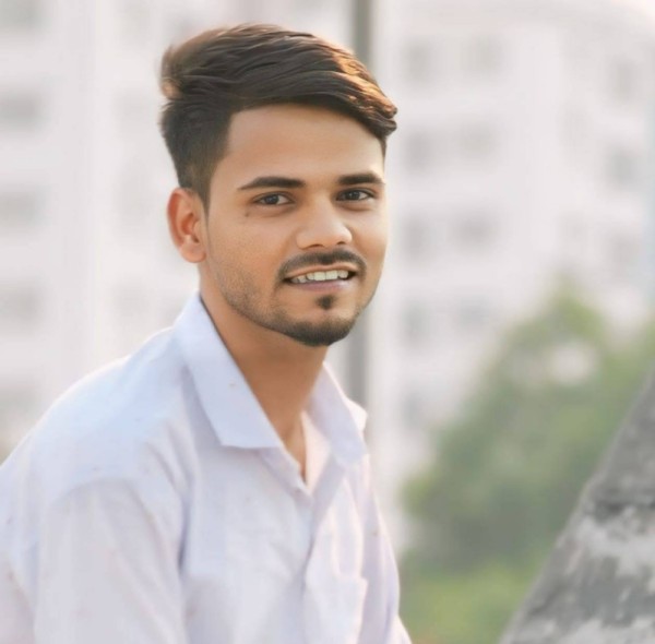 Babu, 26, Dalandzadgad