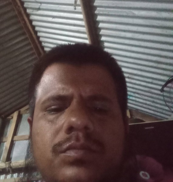 Noorhosen, 20, Villarrica