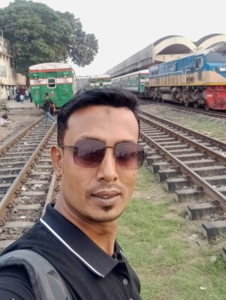 Alomgir Hossain, 38, Nalanda