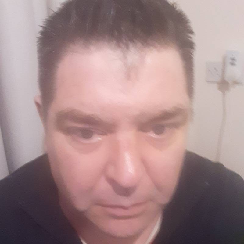 Simon, 60, Kouchw