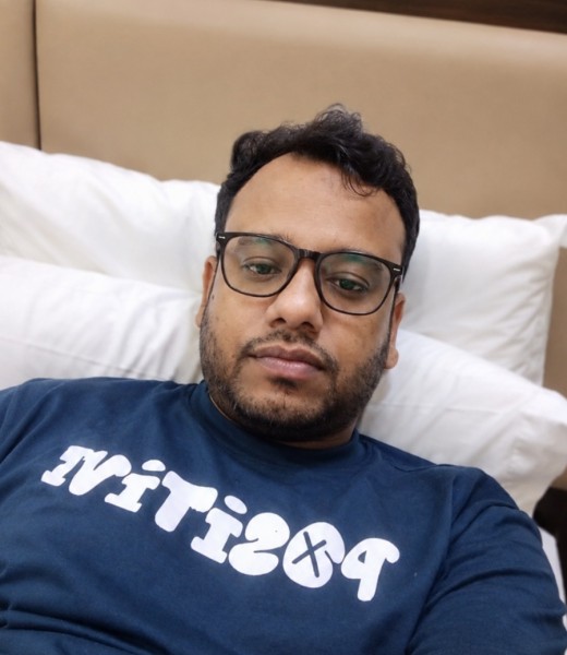 akash, 20, Waraseoni