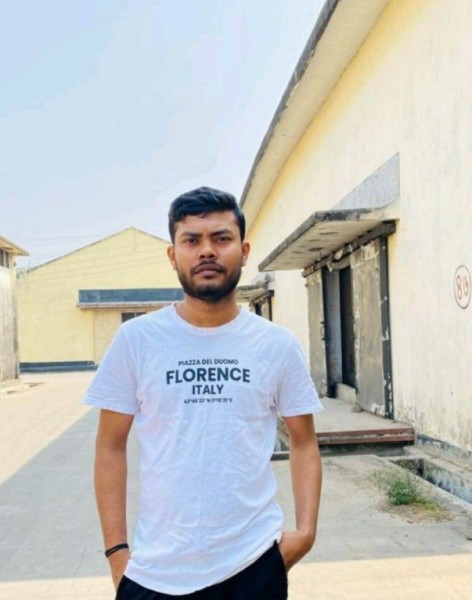 Rana, 25, Sultanbeyli
