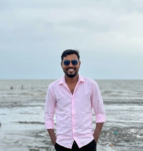 Khokon, 36, Ignacio De La Llave